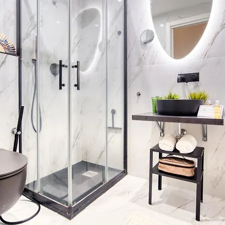 Apartman Guesthost - Casa Alexandra *