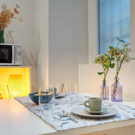 Caseospitali - Alexandra, Romantico Bilocale Di Design In Zona Bosco Verticale, Rinnovato E Accessoriato Appartement *